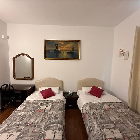 Two Ducks Hostel Ρώμη Εξωτερικό φωτογραφία